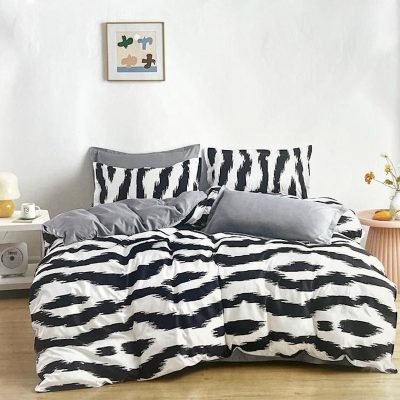 Lenjerie de pat O’llessya 4pcs Negru/Alb (V-85/28)